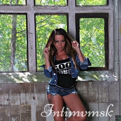 Шлюха Вика 17028